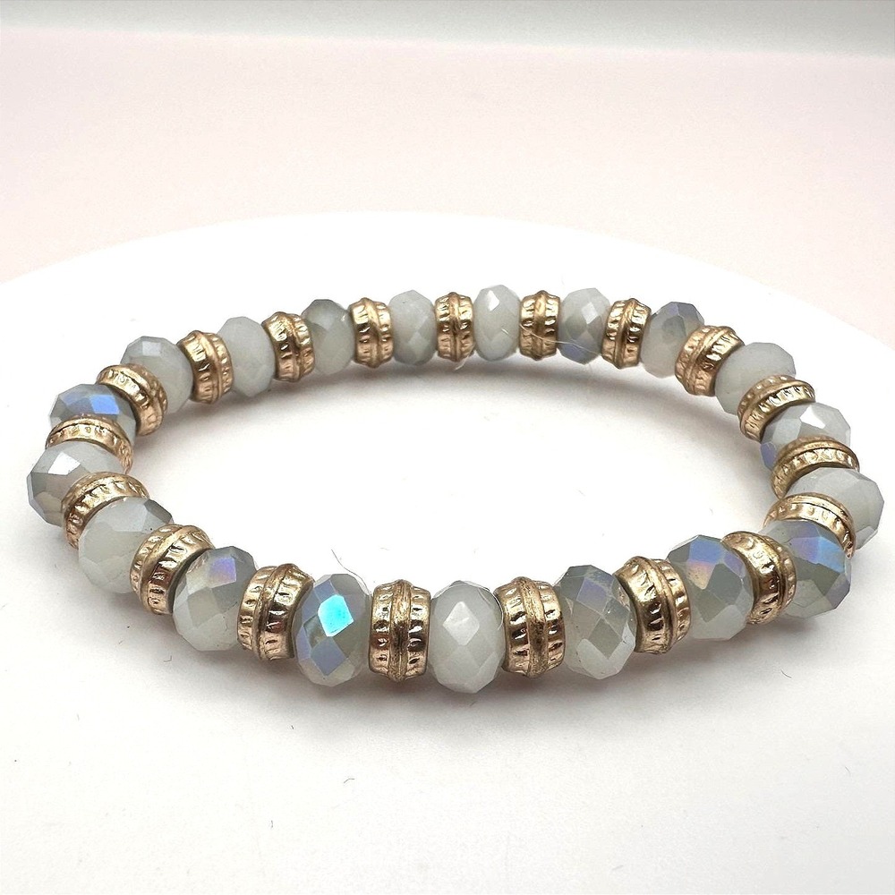 Vintage Y2K Iridescent Grey Glass Beaded Gold Tone Stretch Bracelet Jewelry Boho